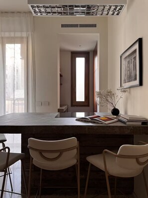 Interior - Botanical modernist home | Milanese living (Milano)