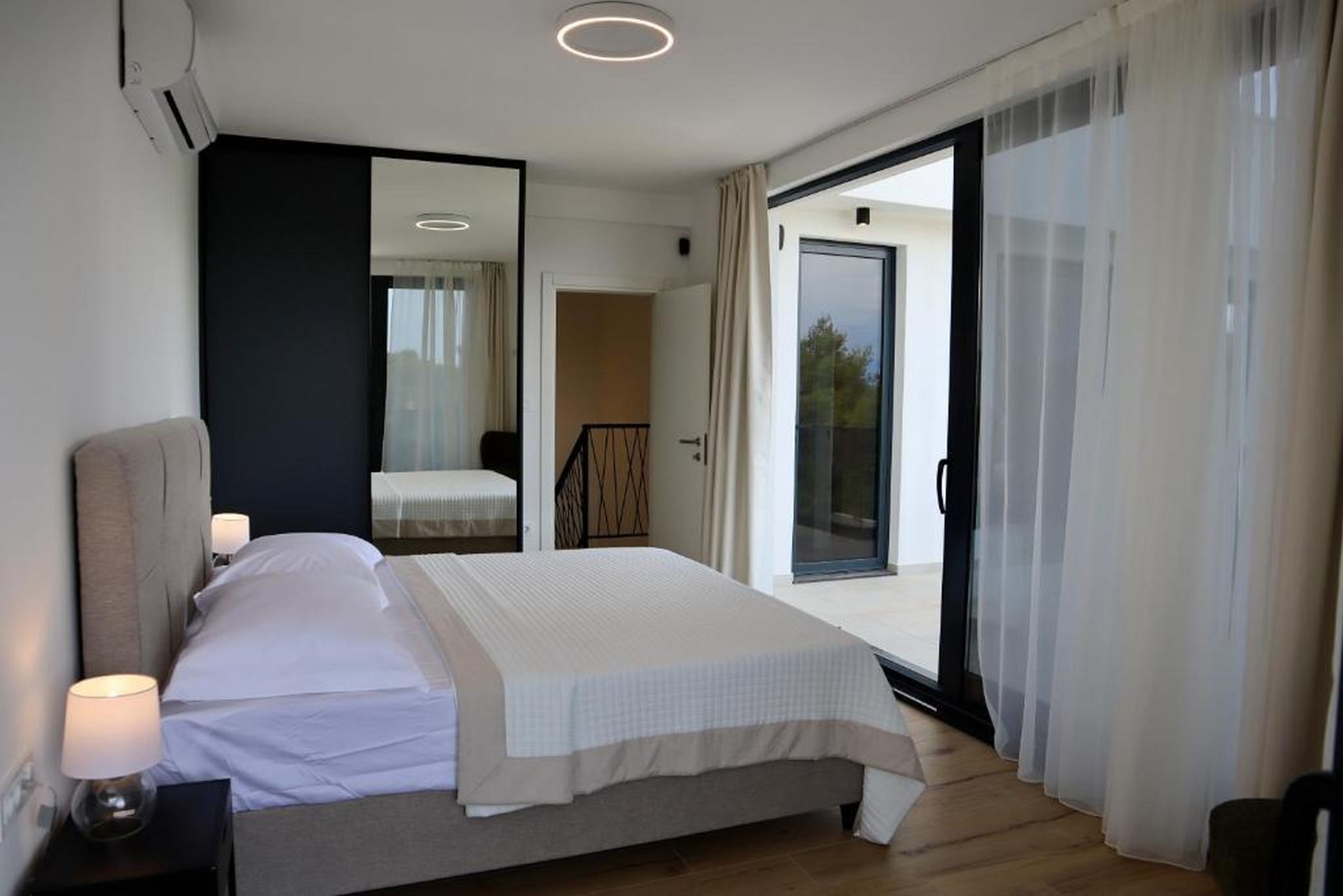 Villa | Een kluis op de kamer, een strijkplank/strijkijzer, gratis wifi