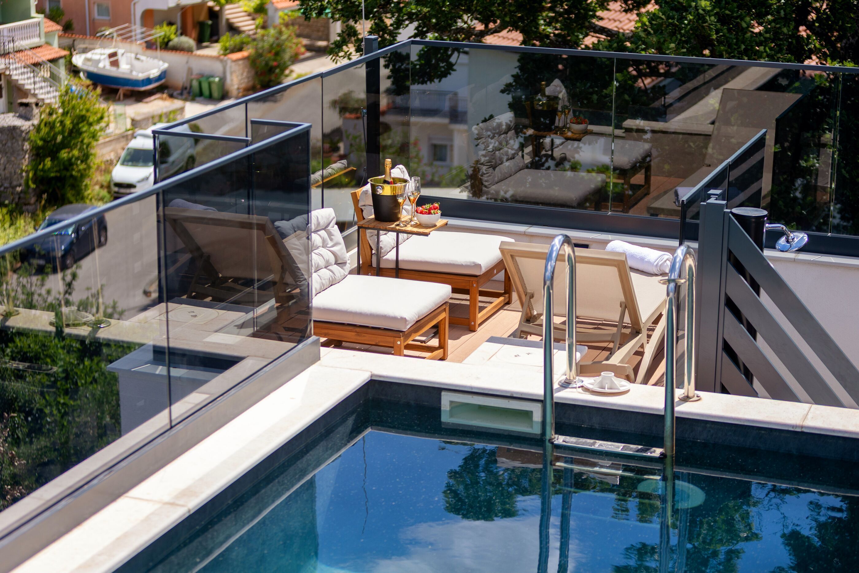 Outdoor pool, a heated pool