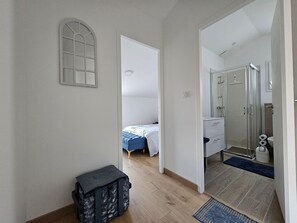 3 bedrooms - Quiet house near beach and center (Grues)