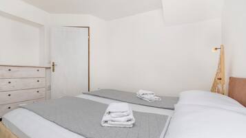 Apartment (A1) | Iron/ironing board, free WiFi