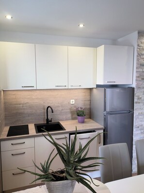 Apartment (A2) | Private kitchen - Apartments Olive sea View (Omis)