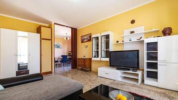 Apartment (A1) | Living room