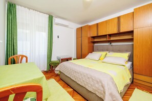 Room (S1) - Apartments and Room Petar (Rab)