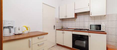 Apartment (A2) | Private kitchen