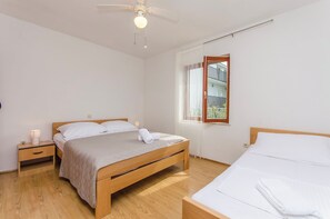 Apartment (A1) - Apartments Seafront Jadranka (Novalja)