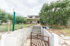 Exterior - Apartments Seafront Jadranka (Novalja)