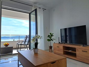 Apartment (A1) | Living room - Apartment Beach View (Crikvenica)
