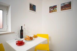 Studio (A3) | Restauranger