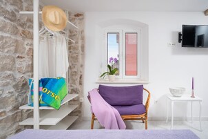 Studio (A3) | Terrace/patio