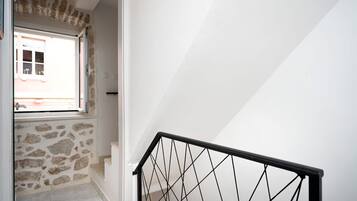 Studio (A3) | Treppe
