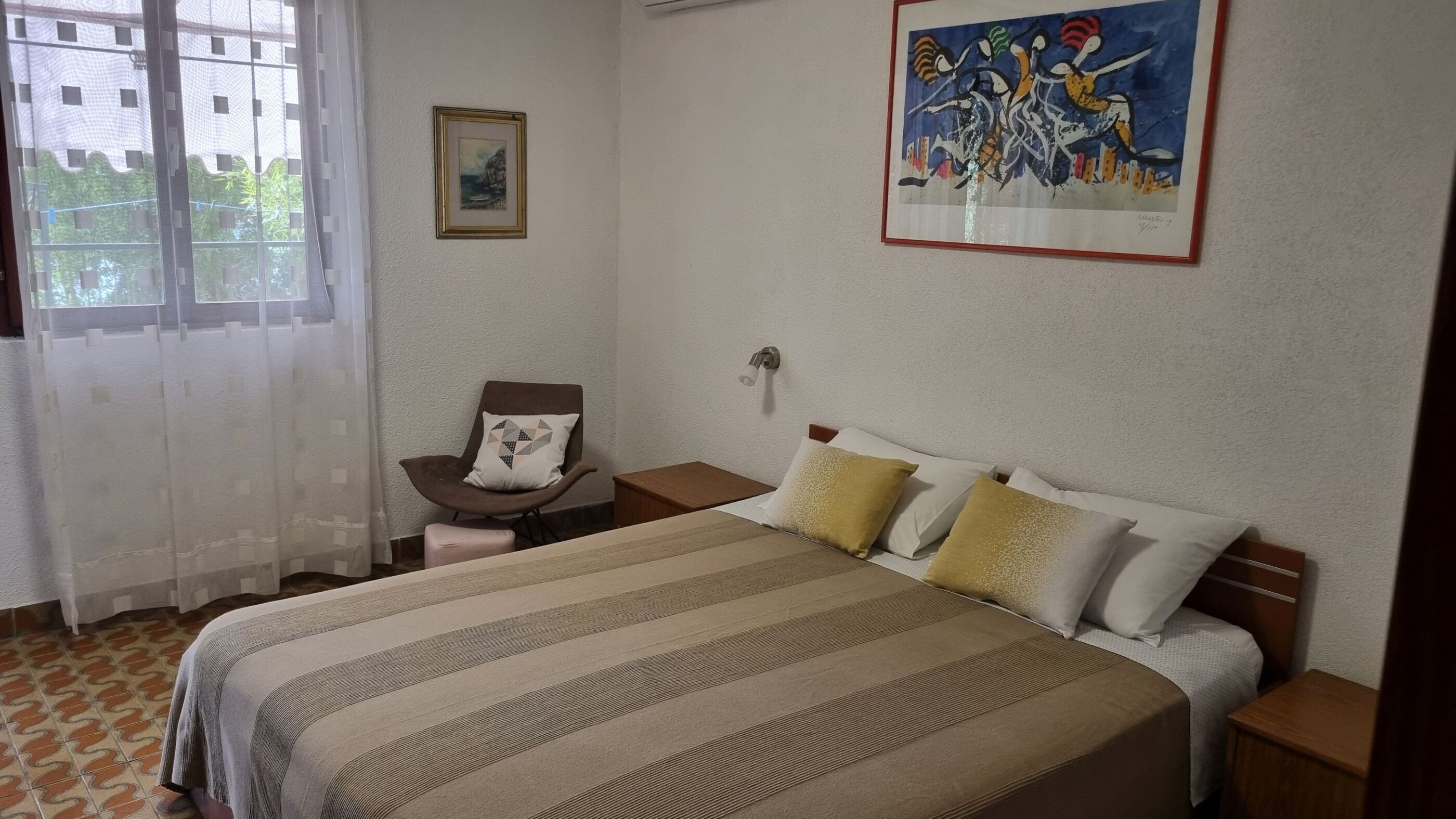 Studio (A2) | Interior