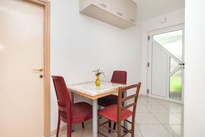 apartman (A2) | Étkezési lehetőség