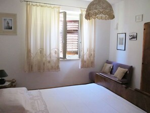 Apartment (A3) | Free WiFi - Apartments Marinic (Novalja)