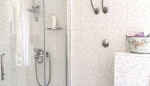 Apartment (A3) | Bathroom - Apartments Marinic (Novalja)