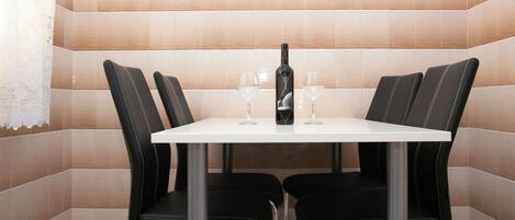 Appartement (A1) | Restauration