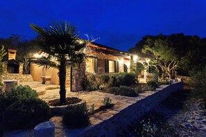 Building design - House Pelegrin (Vela Luka)