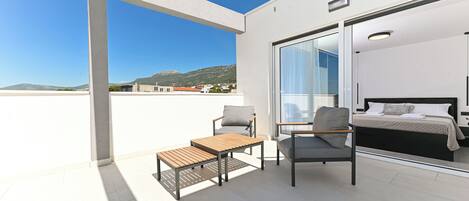 Villa | Terrace/patio