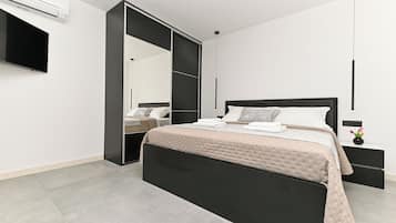 Villa | Safe på rommet, strykejern/-brett og wi-fi (inkludert)