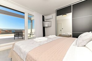 Villa | In-room safe, iron/ironing board, free WiFi - Villa Flora (Kastela)