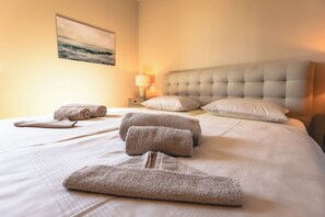 Villa | Iron/ironing board, free WiFi - Villa Maslina (Marina)