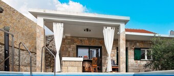 Villa Romantic Oasis