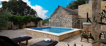 Villa Romantic Oasis