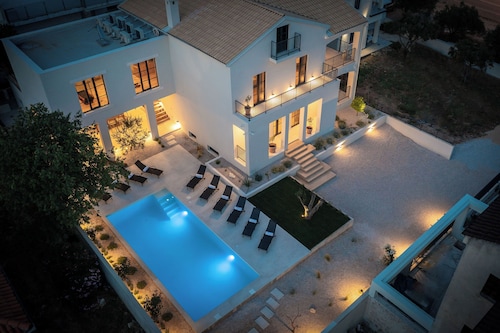 Villa Marnie