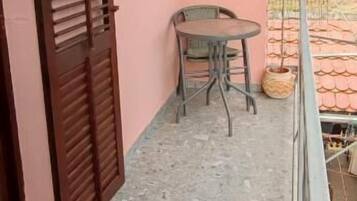 Apartment (A1) | Balcony
