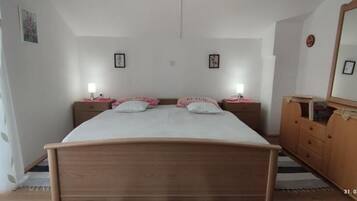 Apartment (A1) | Iron/ironing board, free WiFi