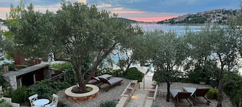 Apartments Roza