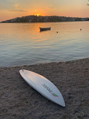 Beach nearby - Apartments Roza (Rogoznica)