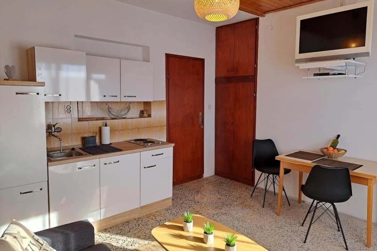 Apartment (A2) | Living room