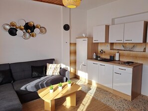 Apartment (A2) | Living room - Apartments Izabela (Crikvenica)
