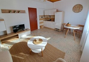 Apartment (A1) | Living room - Apartments Izabela (Crikvenica)