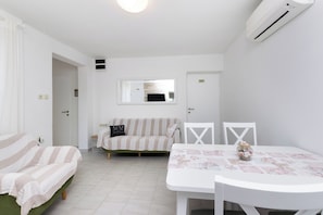 House | Living room - House Zeljko (Rab)