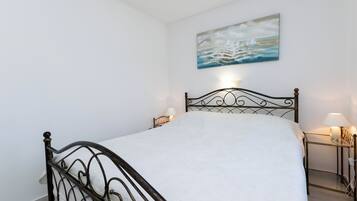 Nhà | Két bảo mật tại phòng, truy cập Internet không dây miễn phí