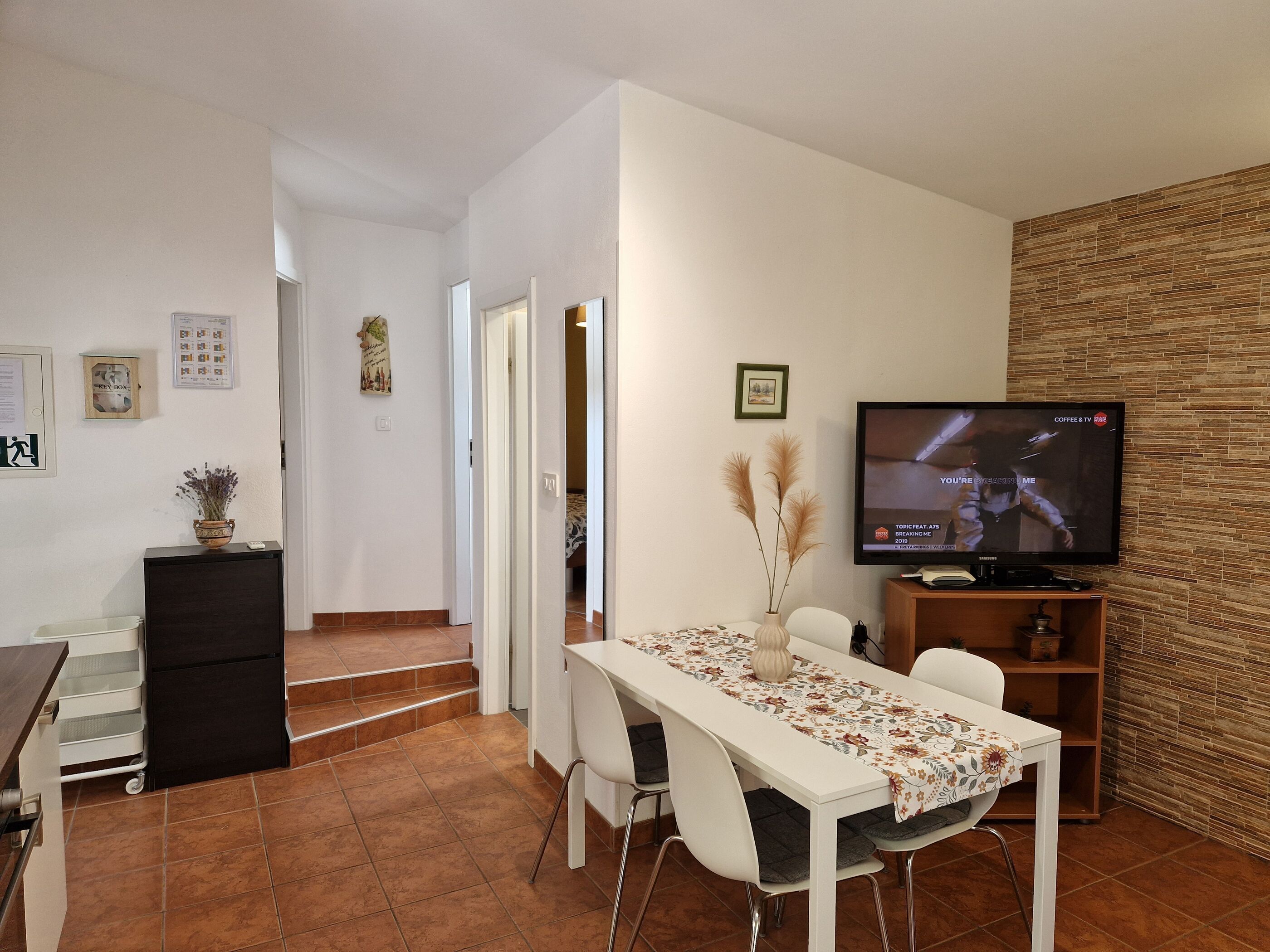House | Dining