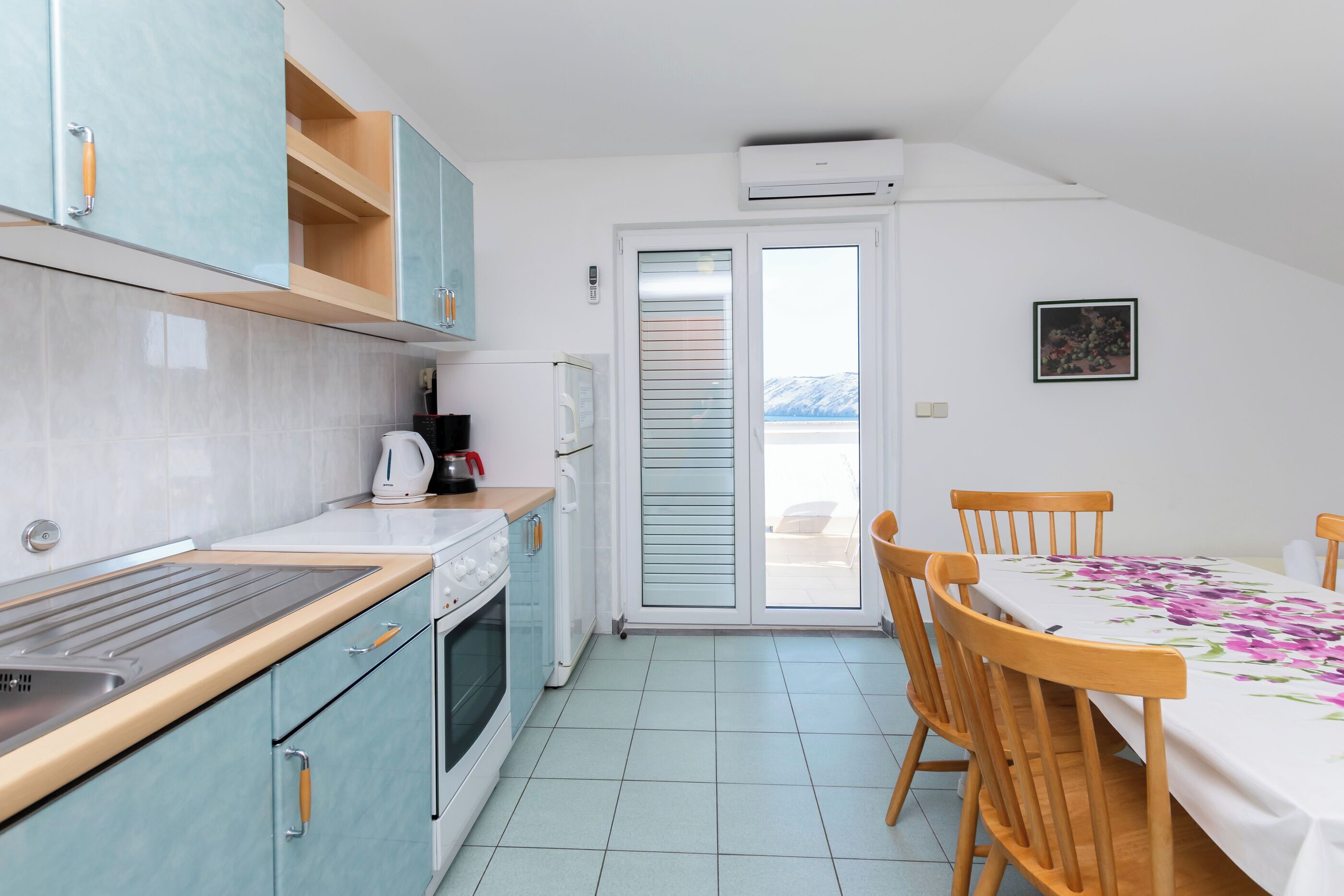 Apartment (A4) | Private kitchen | Fridge, oven, stovetop, espresso maker