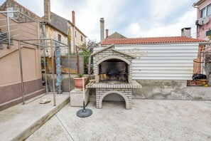 BBQ/picnic Area - Apartments Ornella (Pasman)
