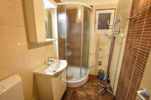 Apartment (A3) | Bathroom | Shower - Apartments Ornella (Pasman)