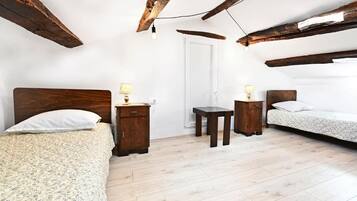 Apartamento (A2) | Tabla de planchar con plancha y wifi gratis