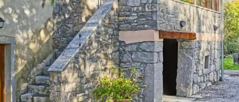 Huoneisto (A2) | Sisäpiha