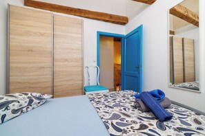 House | Iron/ironing board, free WiFi - House Dragan D (Rab)