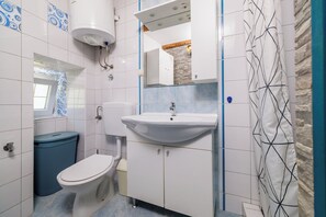 House | Bathroom | Shower - House Dragan D (Rab)
