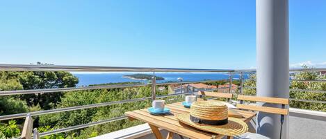 شقة (A4) | شرفة