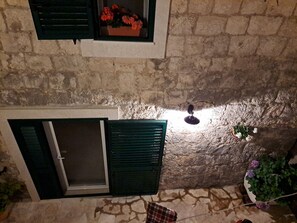 Building design - House Little Flower (Okrug)