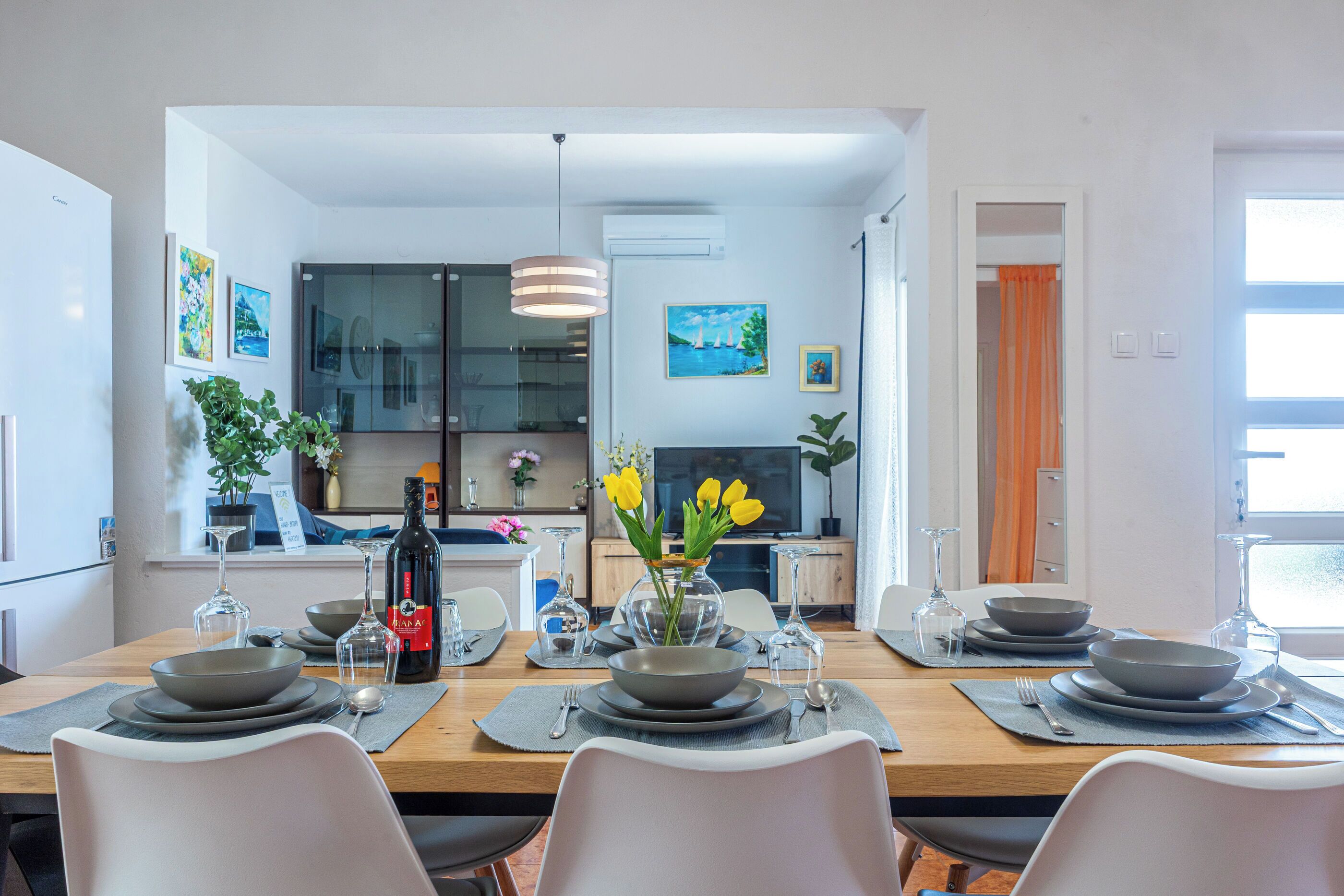 Apartment (A1) | Dining