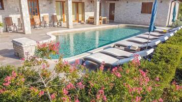 Outdoor pool, pool umbrellas