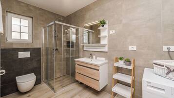 Villa | Badezimmer